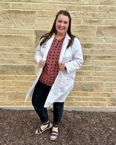 Dr. Becca Reichart Dr. Becca Reichart